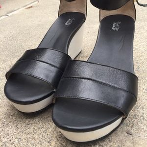 Dr. Scholl's Warner Wedge Sandal